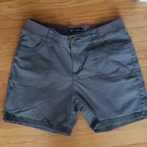 Lee size 12 relaxed fit twill Gray shorts